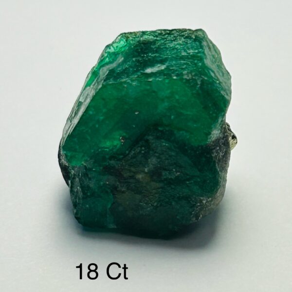 Rough Uncut Emerald A18 18 ct