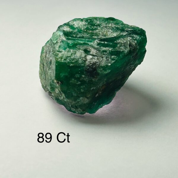 Rough Uncut Emerald A3 89 ct