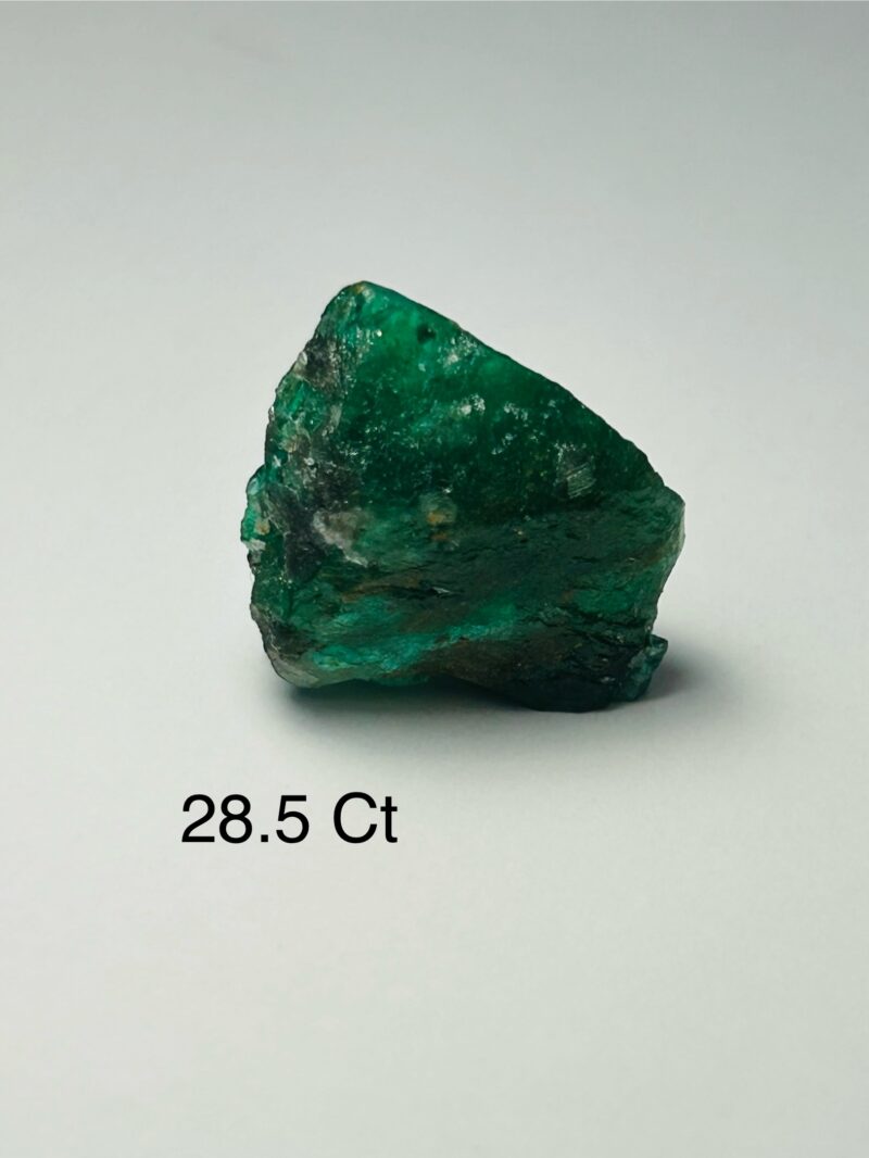 Rough Uncut Emerald A6 28.5ct