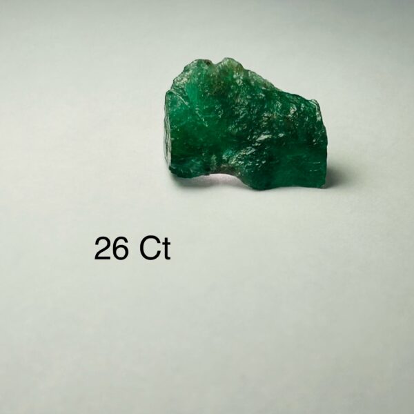 Rough Uncut Emerald A7 26ct