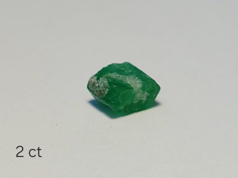 Rough Uncut Emerald A86 2ct