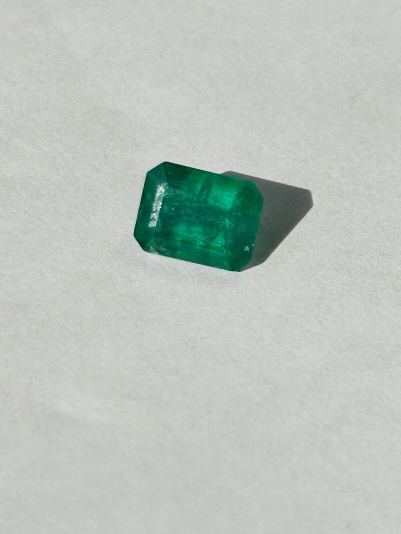 Emerald AA10 1.88ct