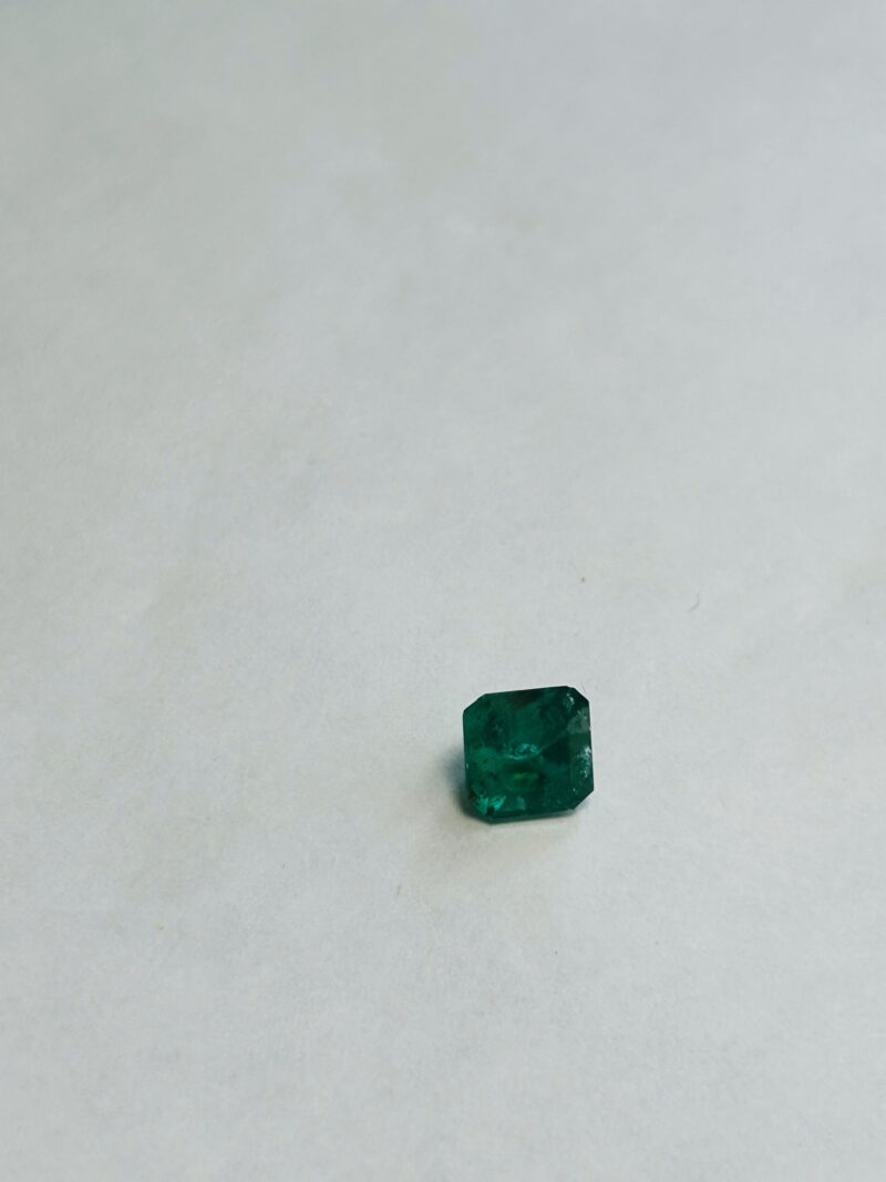 Emerald AA8 1.86ct
